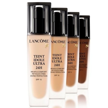 The exemplary hold of the Teint Idole Ultra 24H by Lancôme