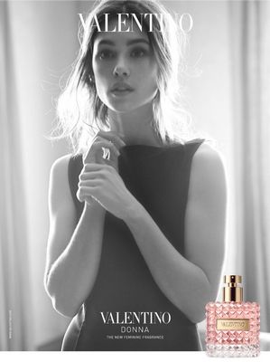 Donna perfume ad with Astrid Bergès-Frisbey